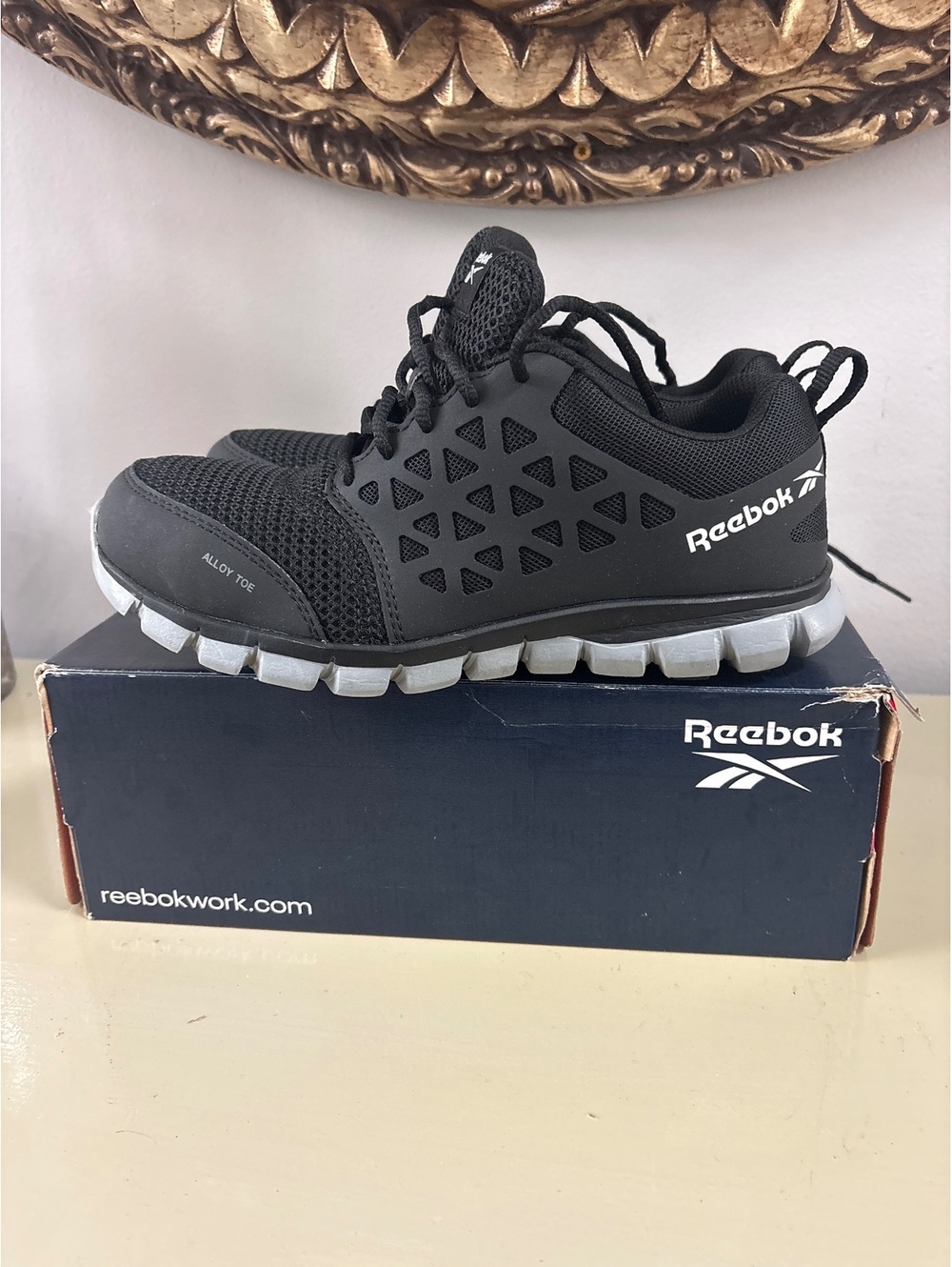 Reebok Sublite Cushion Work Women's Athletic Work Shoes Size 8.5